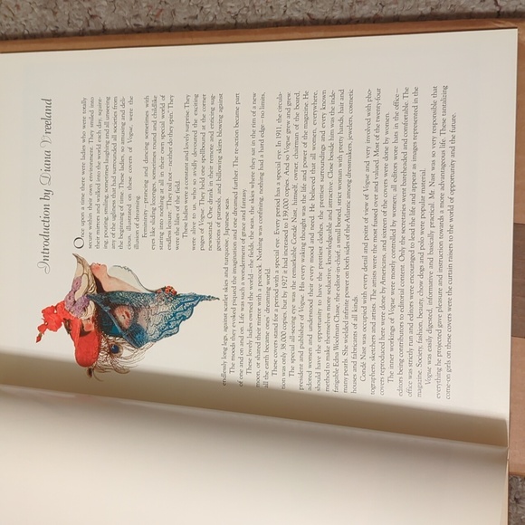 Vogue Poster Book - Picture 3 of 6